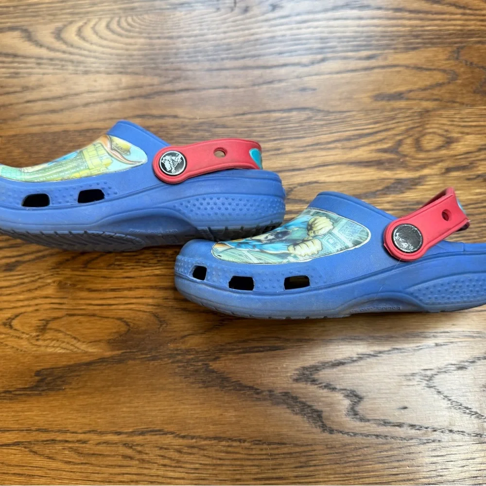 DC Comics Superman Kids CROCS - Blue and Red Size 10-11